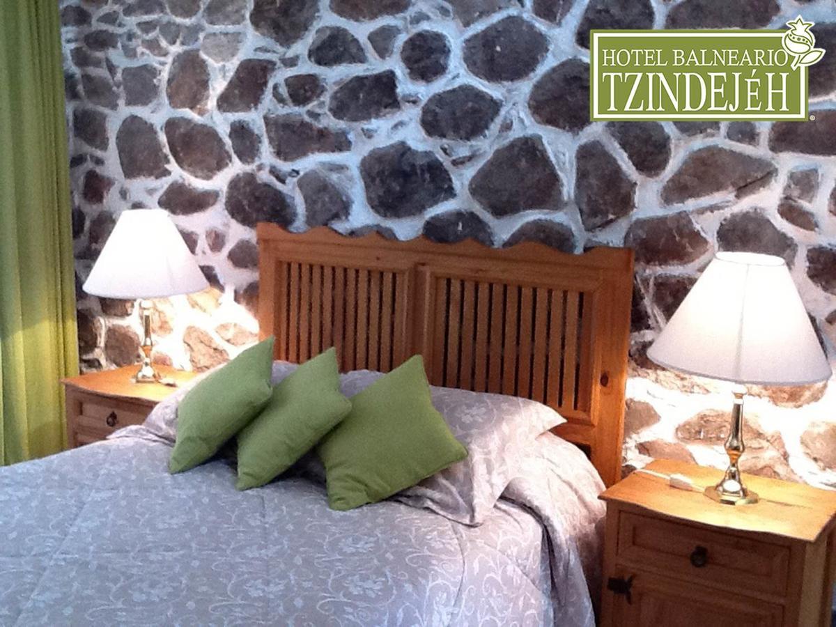 Hotel Balneario Tzindejeh Tasquillo Extérieur photo